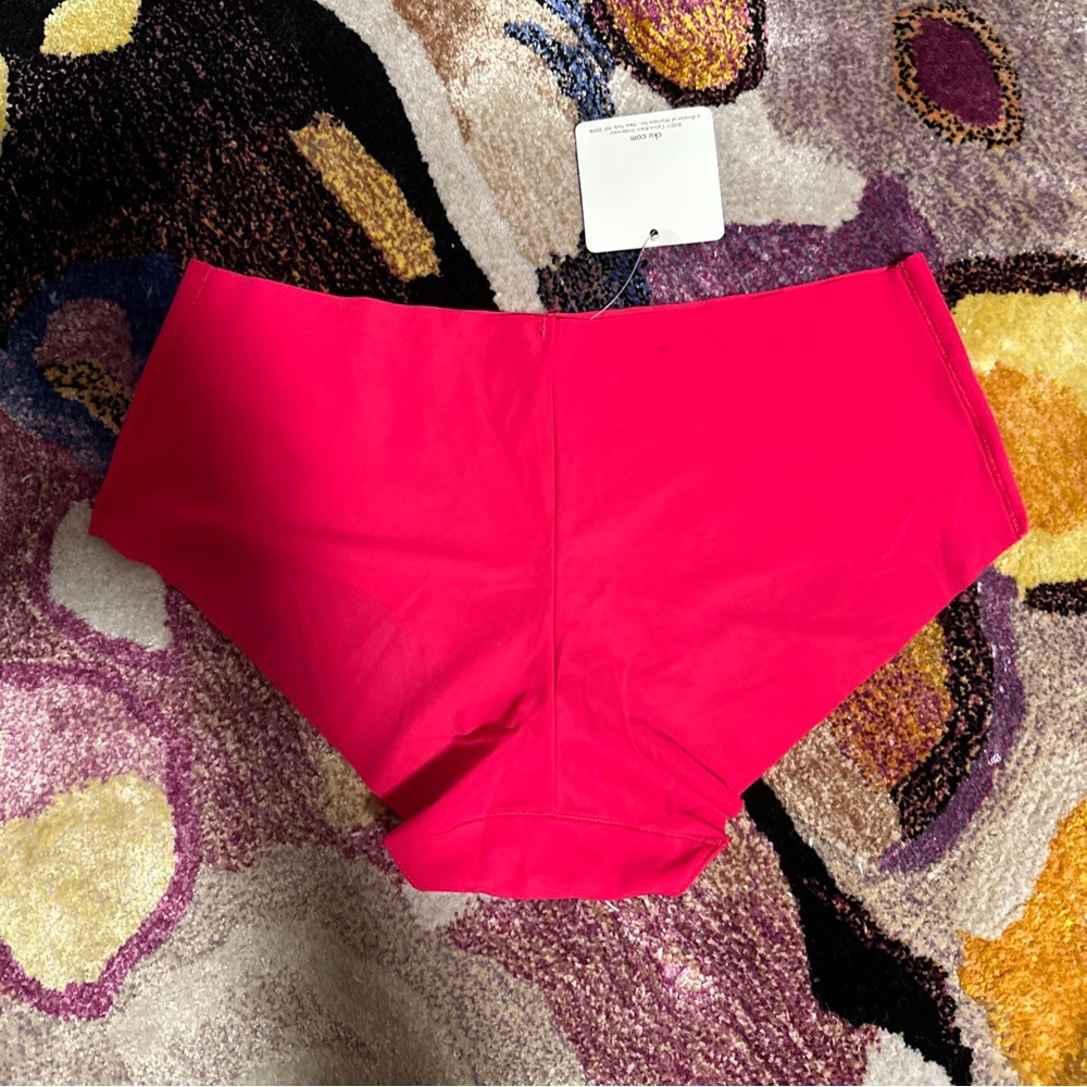 Calvin Klein Seamless Hipster Shorty - Size S Hot Pink